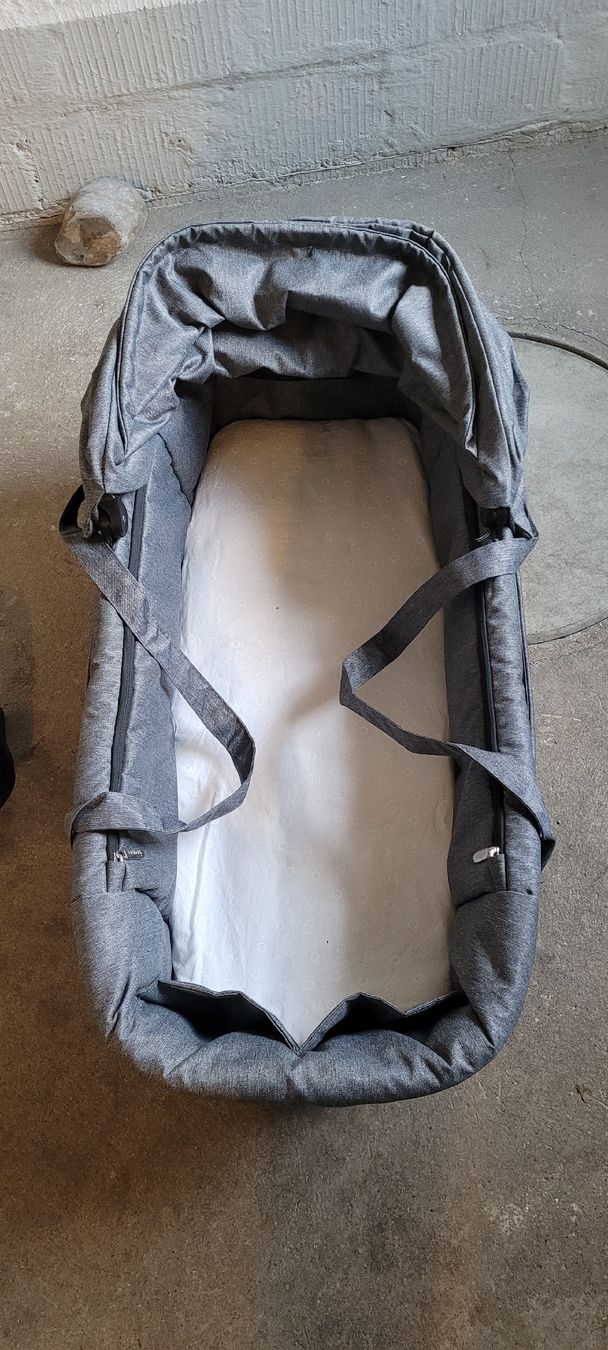 Britax Römer Carrozzine: Britax Go Next - Kombikinderwagen – Usato da Winterthur venduto da furrerlu 4