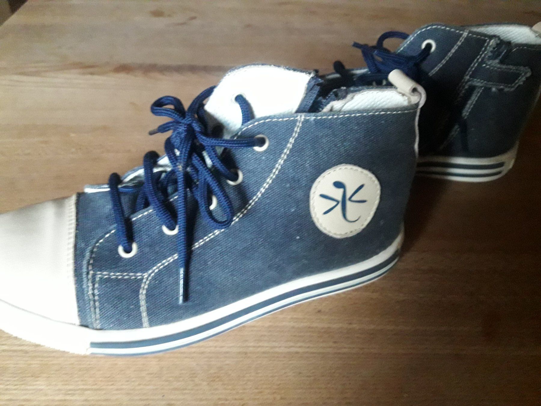 Chaussures filles: Chaussures Gekko 31 – D'occasion à Courrendlin par tititchoun 1