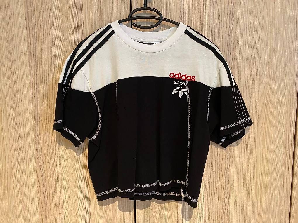 Adidas T-shirt: Original Alexander Wang X Adidas Shirt – Usato da Bubikon venduto da sar_l5px