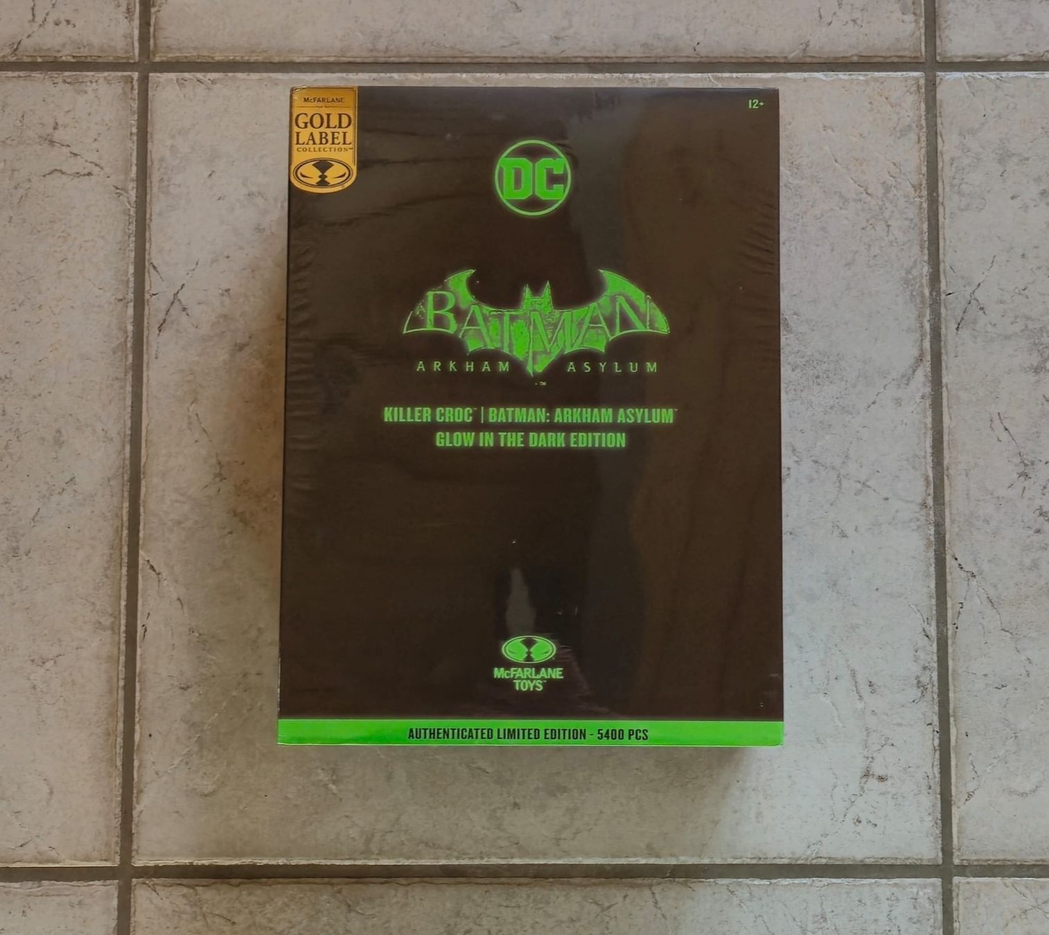 Marvel Figuren: Killer Croc Batman Glow in the Dark Edition – Neu und originalverpackt aus Sumiswald von fae_krq8 1