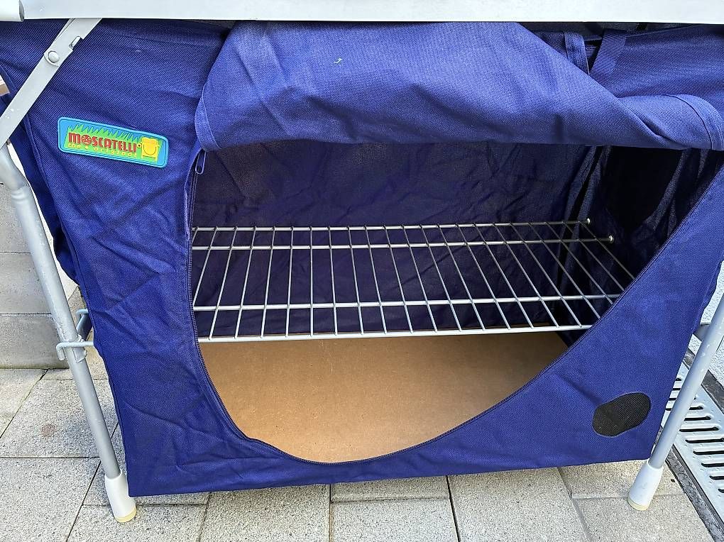 Küchengeräte: Camping -Rechaud mit Kochtisch  – Gebraucht aus Emmenbrücke von Wir5 2