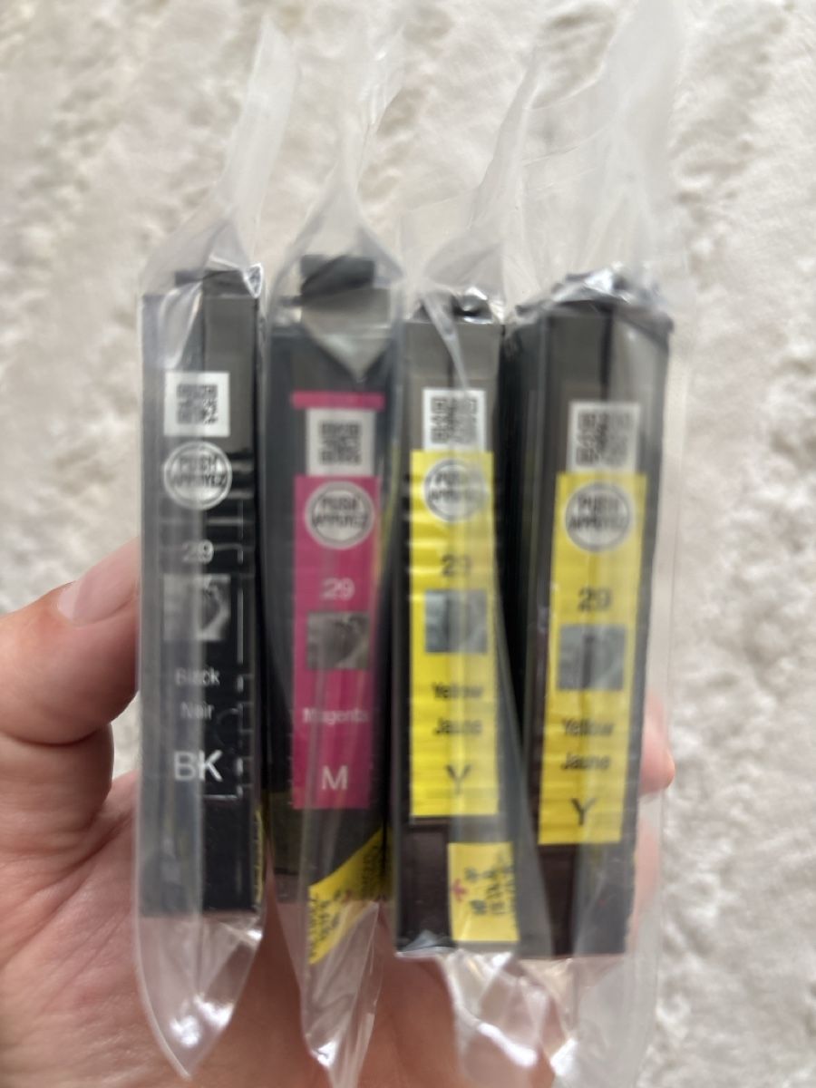 Epson Cartouches & Toner: Epson Druckerpatronen 29 – Neuf avec emballage d'origine à Luzern par bro_c8pg