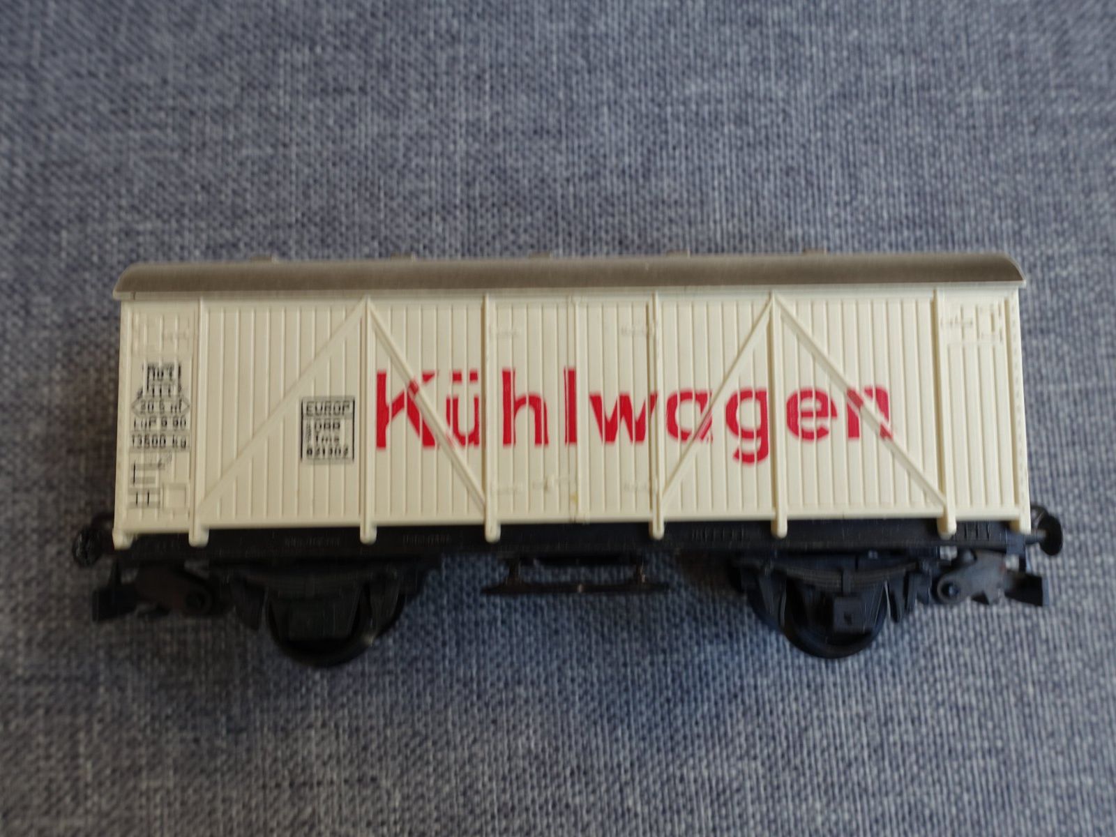 Kleinbahn Modellini di ferrovie: KLEINBAHN No. 320 ÖBB Kühlwagen – Usato da Wallbach venduto da Sarrows