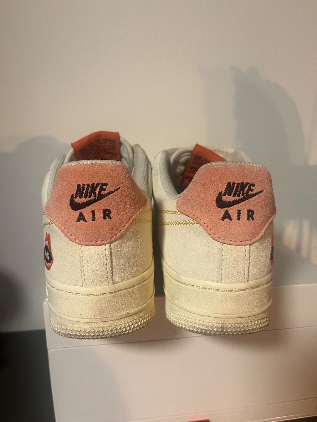 Scarpe da donna: Wunderschöne Nike air force special edition – Usato da Neuhausen am Rheinfall venduto da stundgirl 1