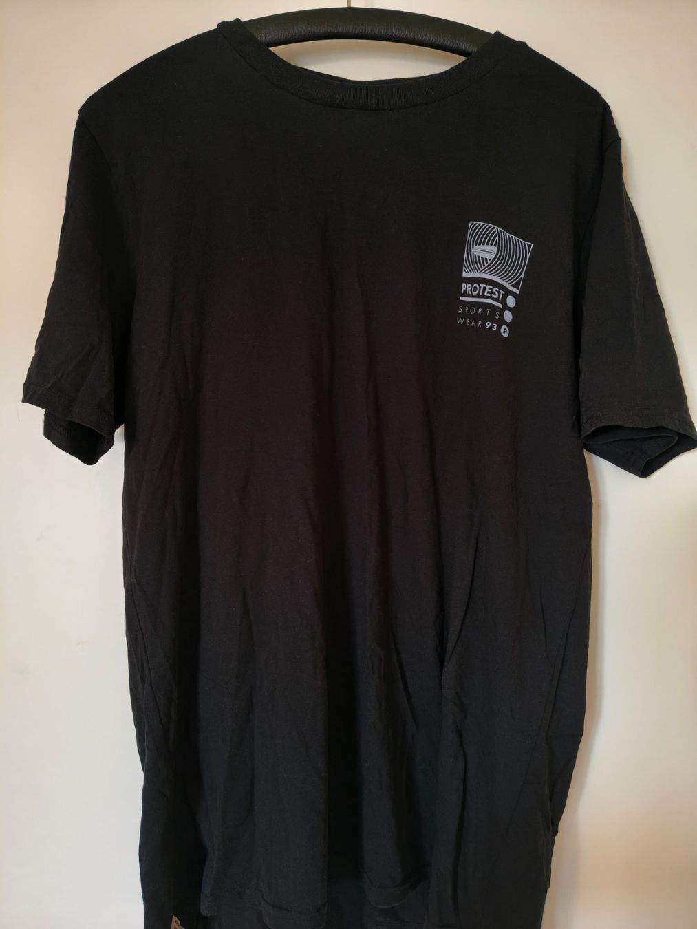 Protest T-shirt: 2 Protest Surf Tshirt Large NEU – Nuovo (secondo la descrizione) da Zürich venduto da lalaurabla 6