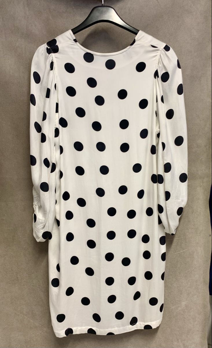 Vestiti: Floer Kleid weiss mit schwarze Punkte 36 – Usato da Unterseen venduto da jpowers1971 2