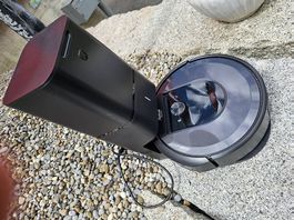Saugroboter Robot Roomba i7 mit Absaugstation