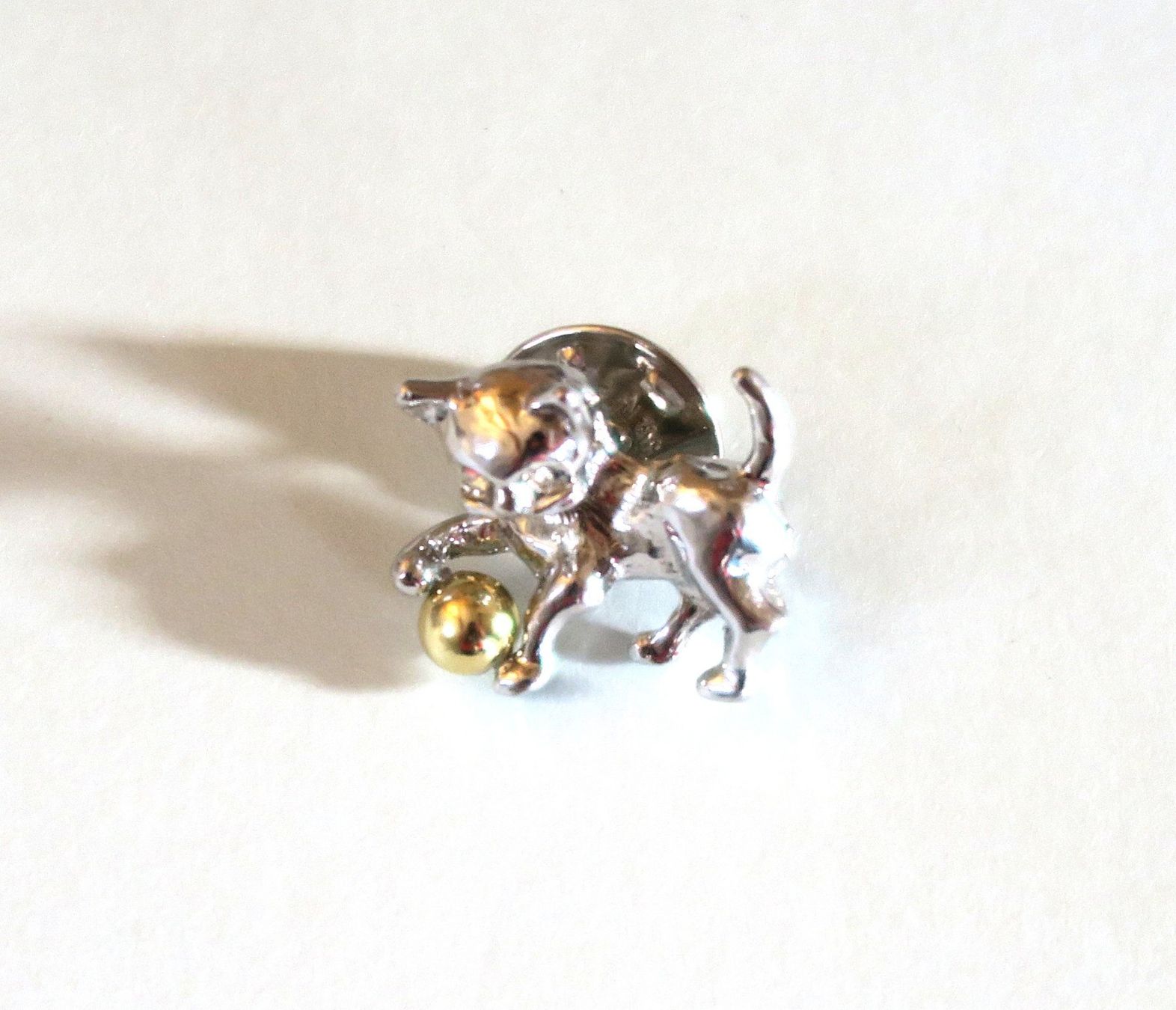 Placchette & Badge: Pin Katze – Usato da Brittnau venduto da marlenestone 3