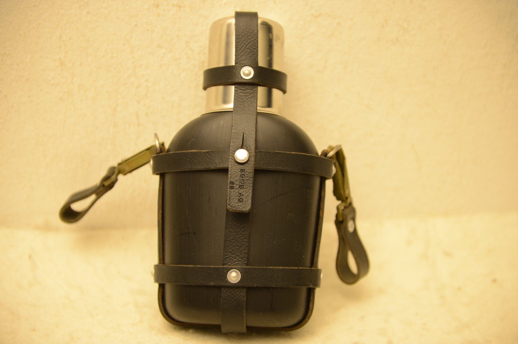 Schweizer Armee Attrezzatura & Pezzi di ricambio: Labeflasche / Feldflasche von der Schweizer Armee 1988 – Nuovo (secondo la descrizione) da Sachseln venduto da Smatsch54