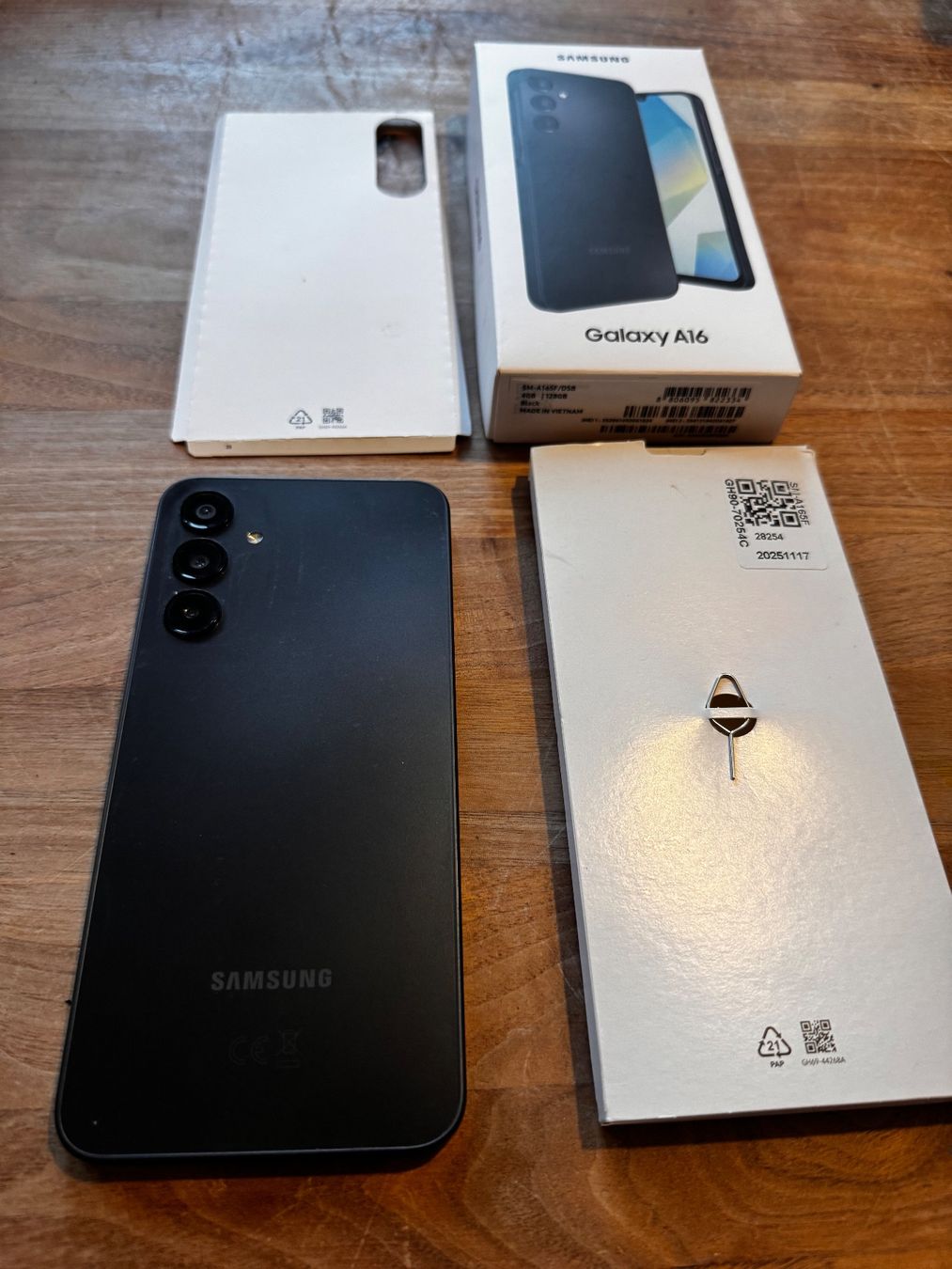 Samsung Telefoni cellulari / Smartphones: Samsung Galaxy A16 - 4G - 128G – Usato da St-Légier-Chiésaz venduto da zik_q8g7 3
