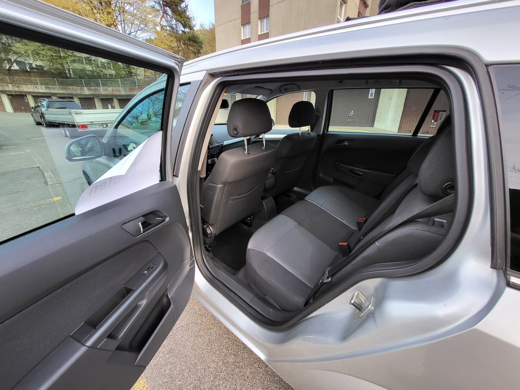 Opel Automobili: Opel Astra H18R Caravan - Combi – Usato da Samstagern venduto da Pingu_08 8