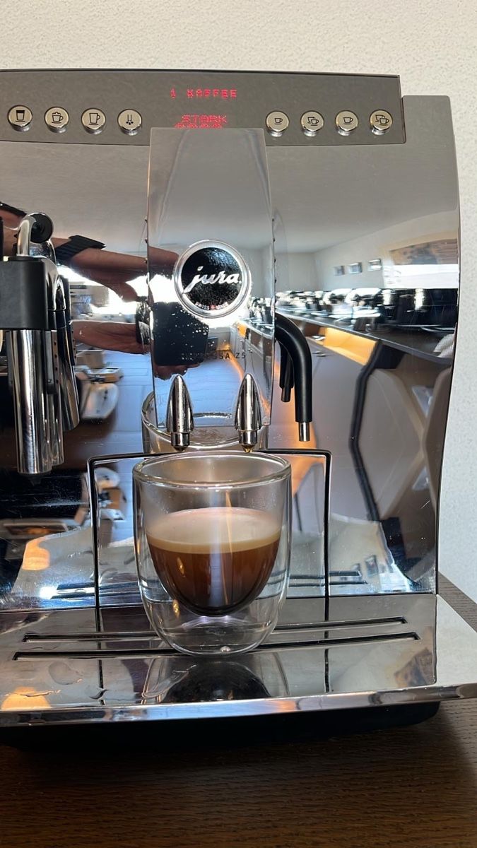 Jura Macchine per caffè & Macchine per espresso: Jura Z5 Kaffeemaschine  – Usato da Root venduto da HHParts 2