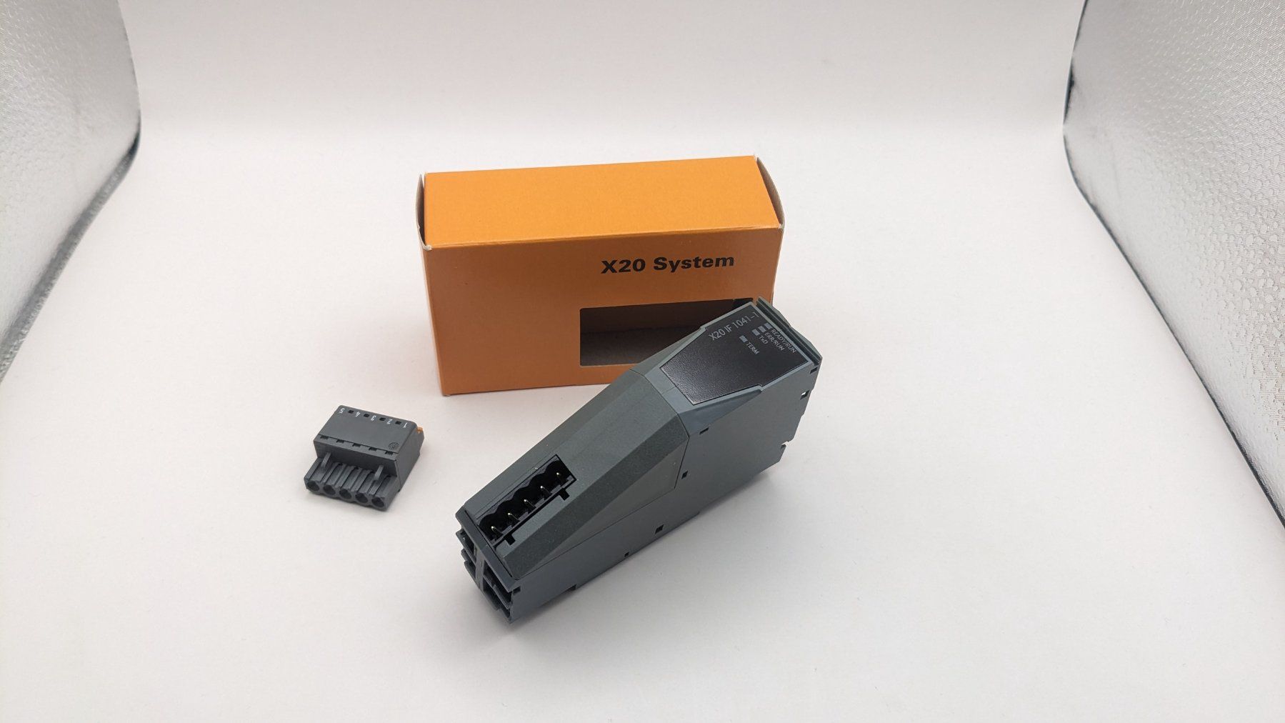 Componenti elettronici: B&R X20IF1041-1 Rev. C0 CAN Interface – Usato da Bad Ragaz venduto da MR_BR