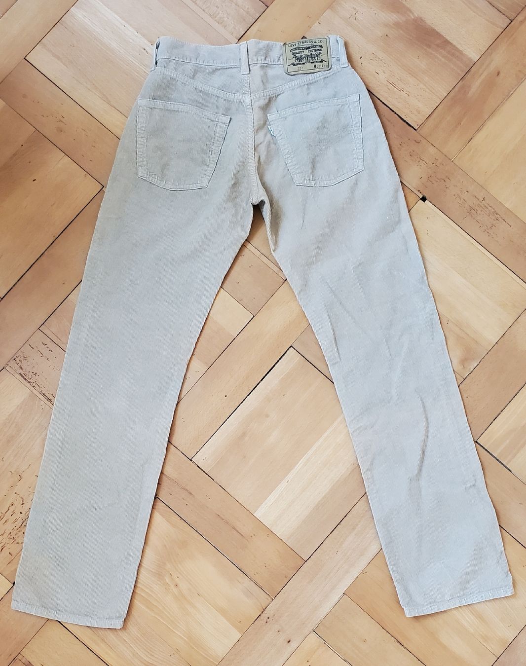 Levi's Pantaloni: levis Cordhose 551 W27(eher W25) L30 – Usato da Biel/Bienne venduto da SandraBar 1