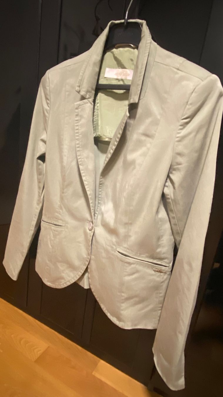 Airfield Giacche: Jeans-Blazer Airfield – Usato da Starrkirch-Wil venduto da sclupain 1