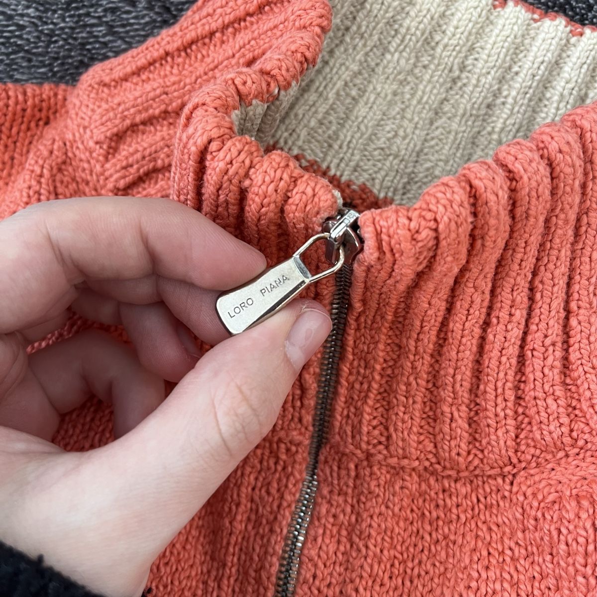 Loro Piana Maglioni & Felpe: Loro Piana Pullover – Nuovo (secondo la descrizione) da Zug venduto da saskia-chiara 3