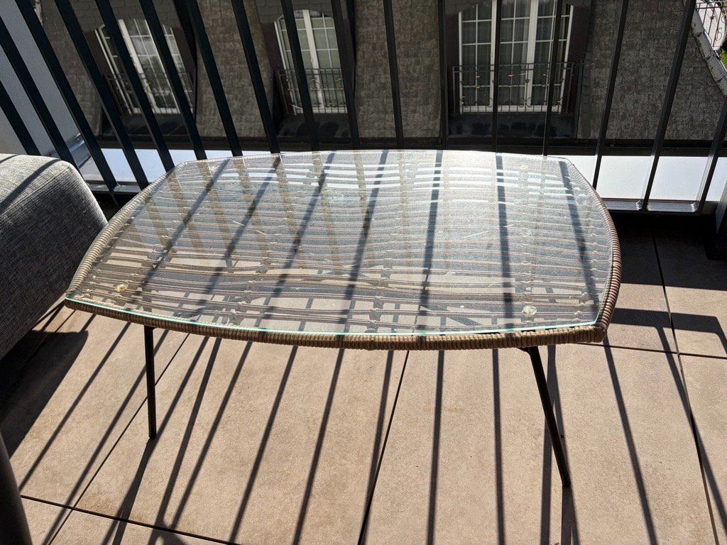 Tables: Loungetisch – D'occasion à Rüthi (Rheintal) par neuno