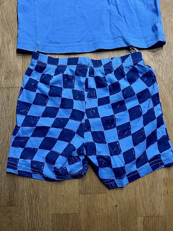 C&A Pigiama & Simili: Kinder Pyjama set Grösse 104 Dino Roar C&A – Usato da Arboldswil venduto da Chocco11. 3