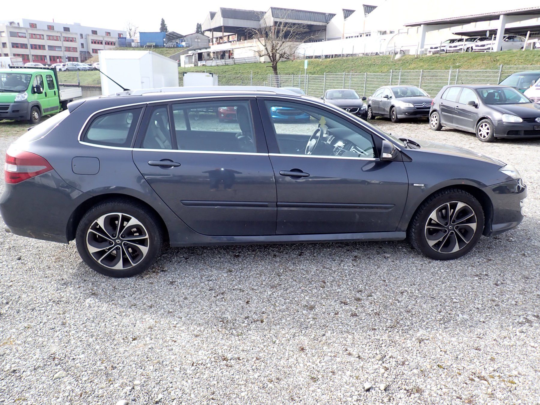Renault Autos: Renault Laguna 2.0dCi 175 – D'occasion à Fribourg par OFAIL 4