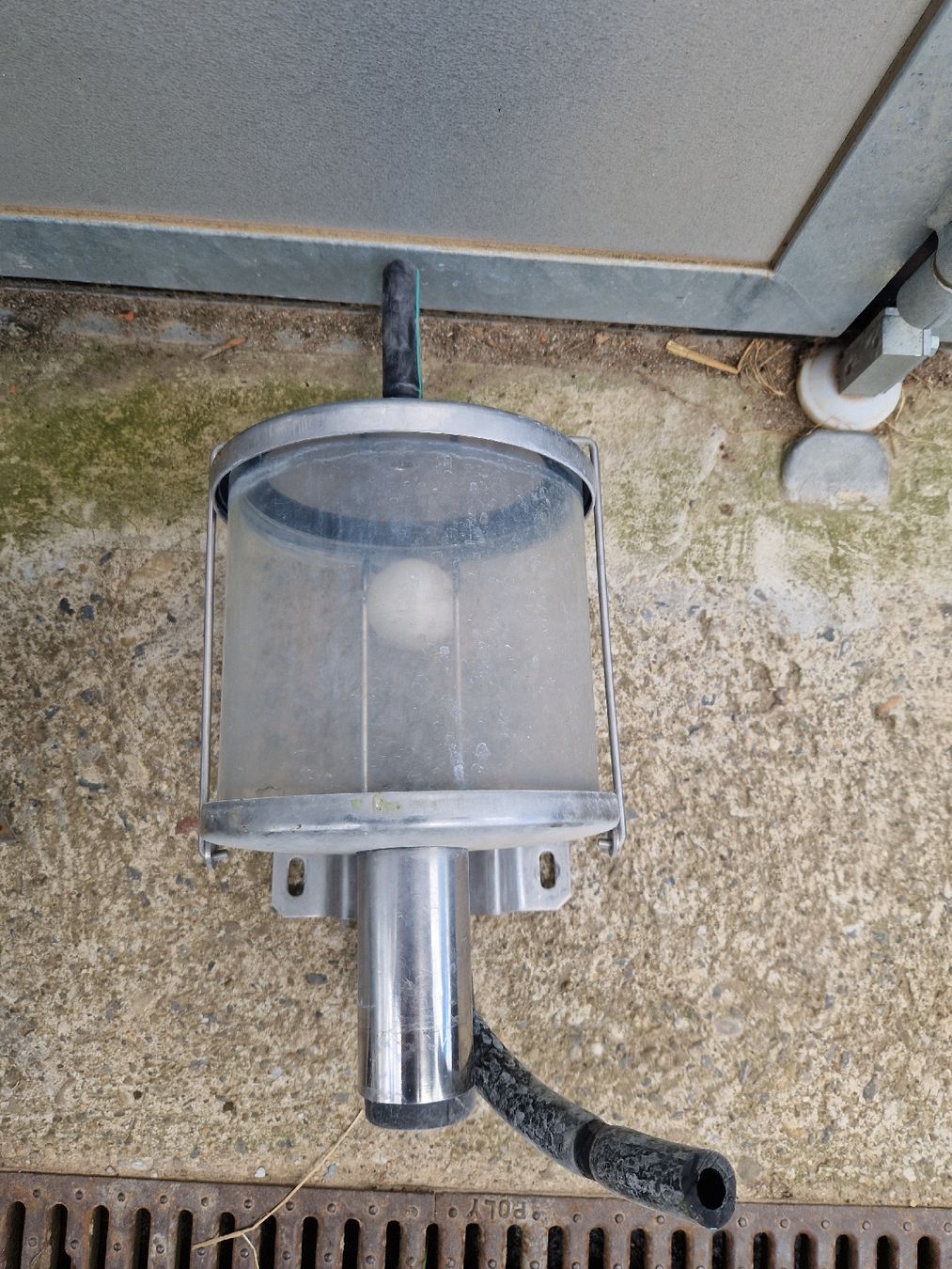 Tutte le macchine: Rohrmelkanlage Melkmaschine  – Usato da Wolhusen venduto da jokob94 1
