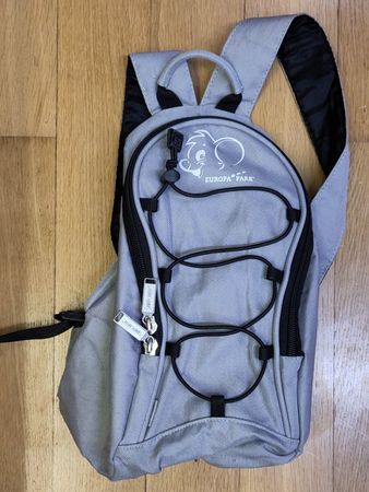 Europa-Park kl. Rucksack grau - ideal für Spielgruppe, Wald!