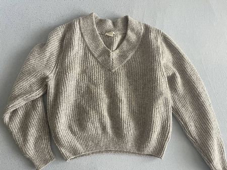 H&M Damenpullover Grobstrick V-Ausschnitt Gr. S