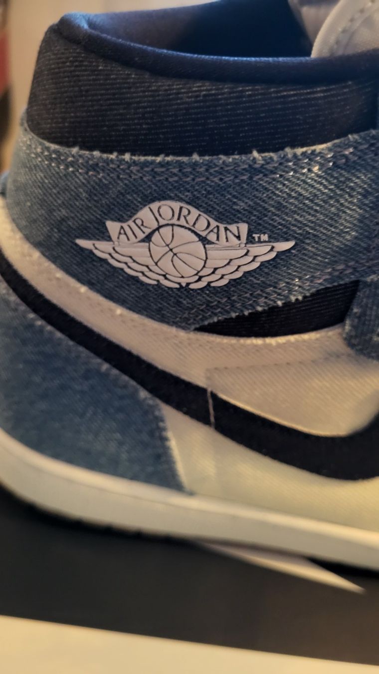 Jordan Scarpe da uomo: Jordan 1 retro high Denim – Nuovo (secondo la descrizione) da Bern venduto da Sneakerheadz 4