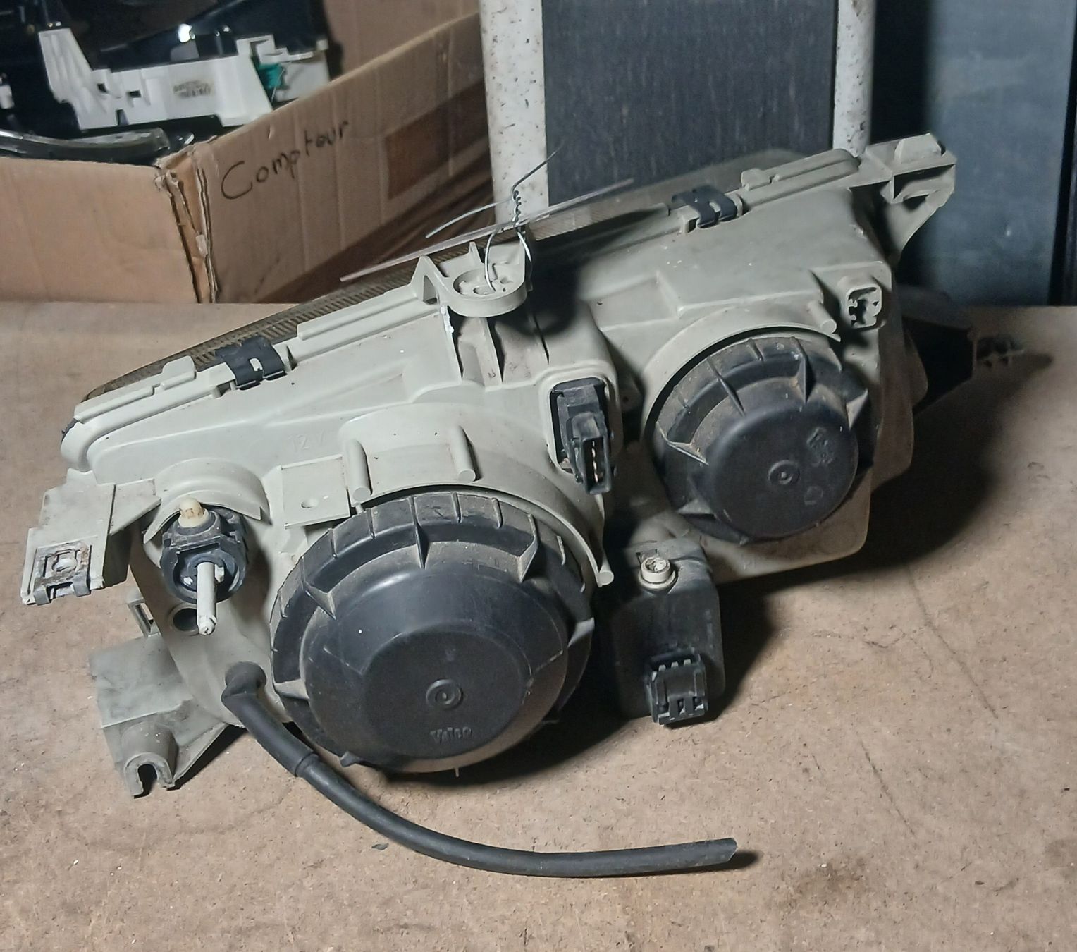 Saab Scheinwerfer: Phare gauche Saab 9-5 phase 1 – Gebraucht aus la heutte von Auto-stock 1