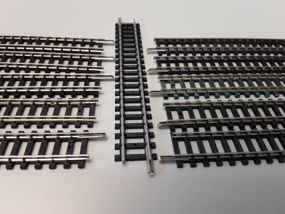 Trix 62188 Spur HO C-Gleis Lang 188,3mm Mit Massiv – Originalverpackung