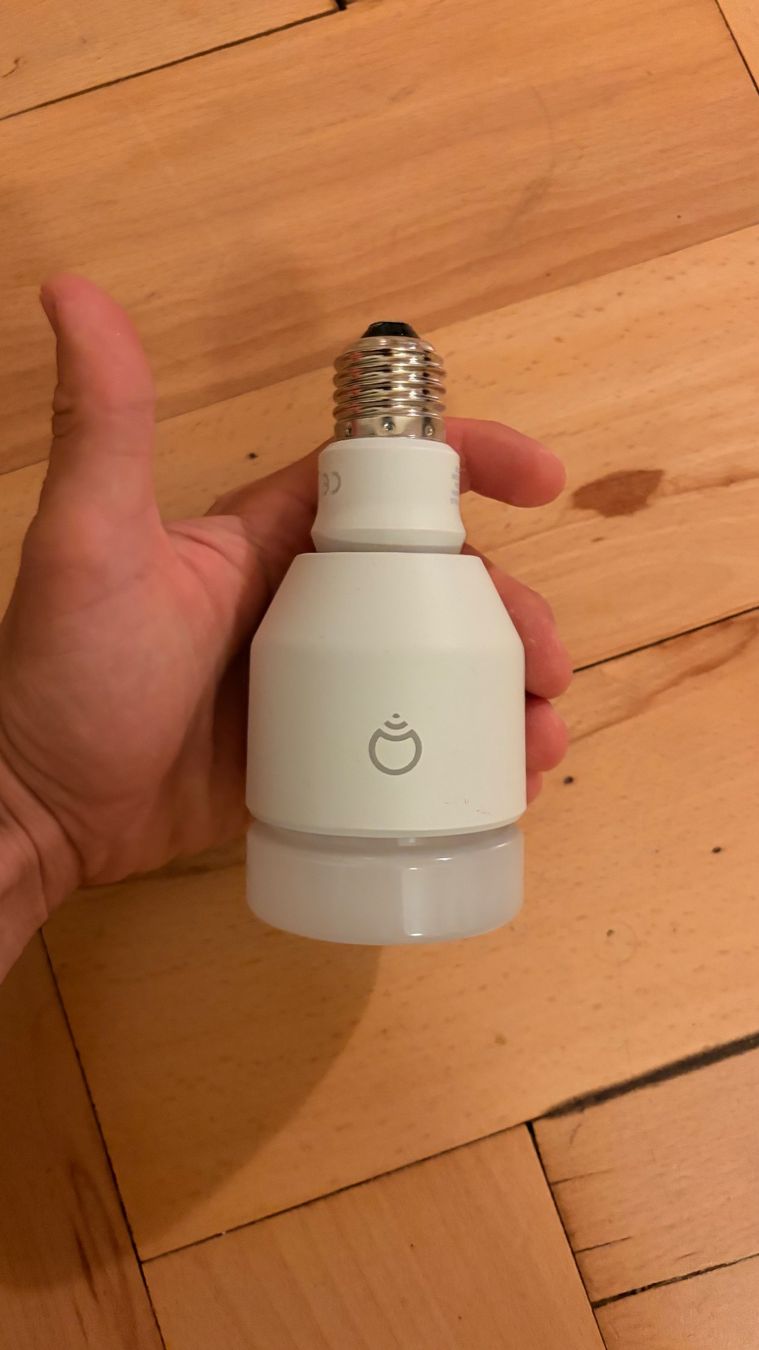 Lampade: LIFX Smart Bulb – Usato da Zürich venduto da reneemuriel
