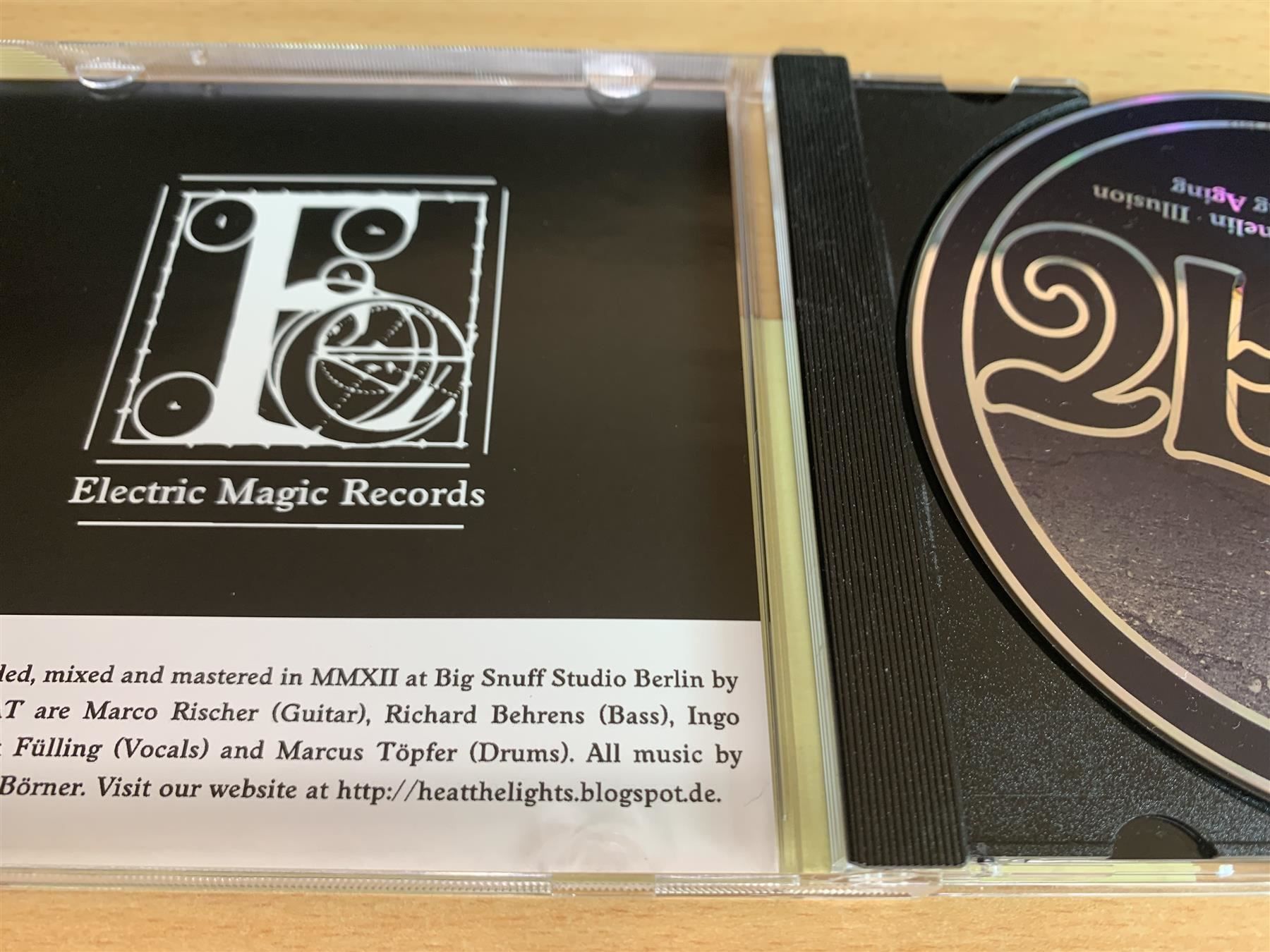 CD: Heat – Old Sparky – Usato da Rikon im Tösstal venduto da Alpenmutz 2