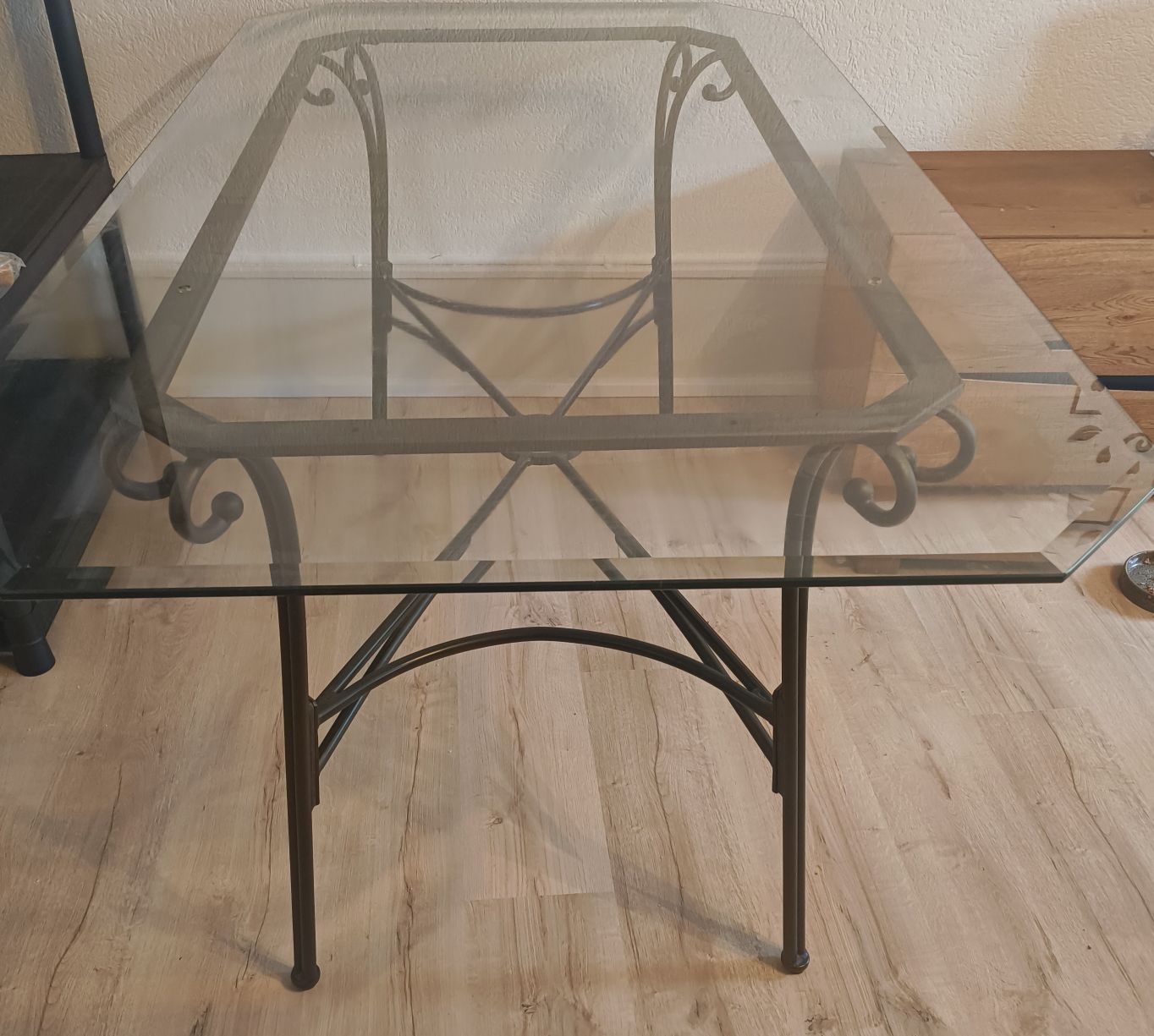 Tische: Esstisch mit 6 Stühlen Metall Glas – Gebraucht aus Waldenburg von sta_6zk6 3