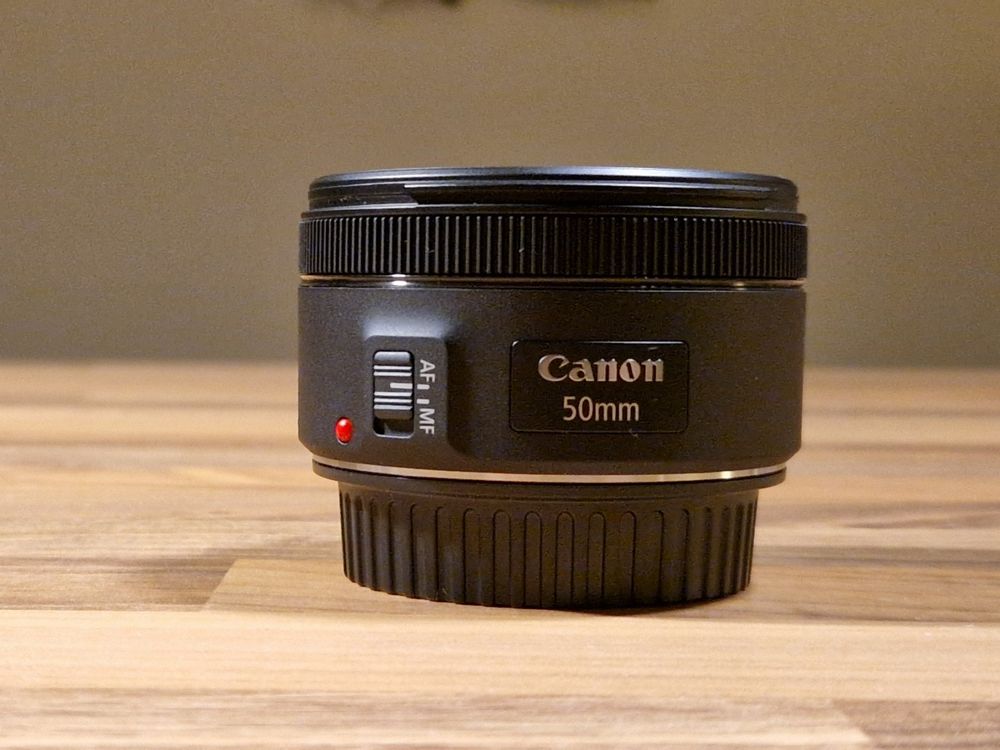 Pare-soleil ES-71II Pour Objectif Canon EF 50mm F/1.4 USM - Fixation Inversée, Remplacement Original
