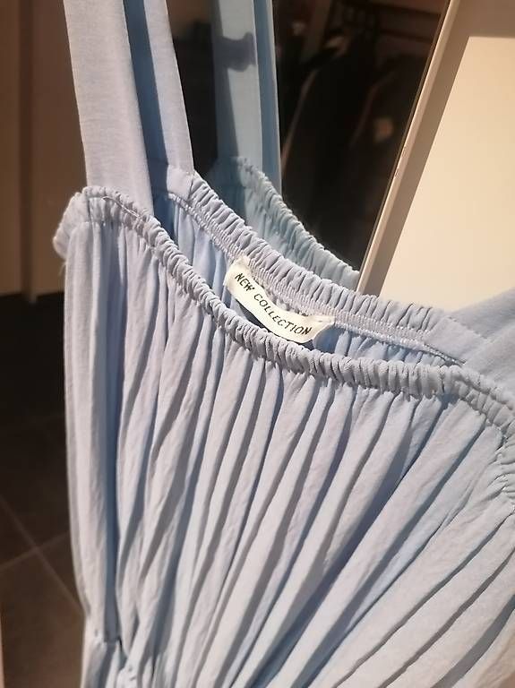 Jumpsuits: Blauer Jumpsuit Gr. M/L ungetragen – D'occasion à Nänikon par Manta87 1