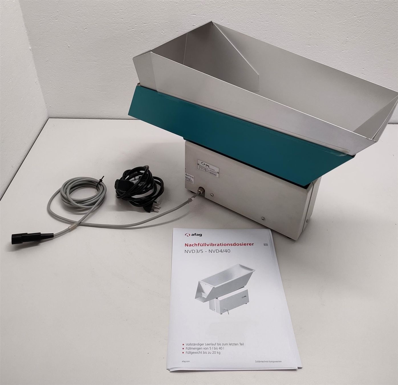 Accessori da laboratorio: AFAG Nachfüllvibrationsdosierer VD3 – Usato da Niederdorf venduto da LeptonAG_Labor
