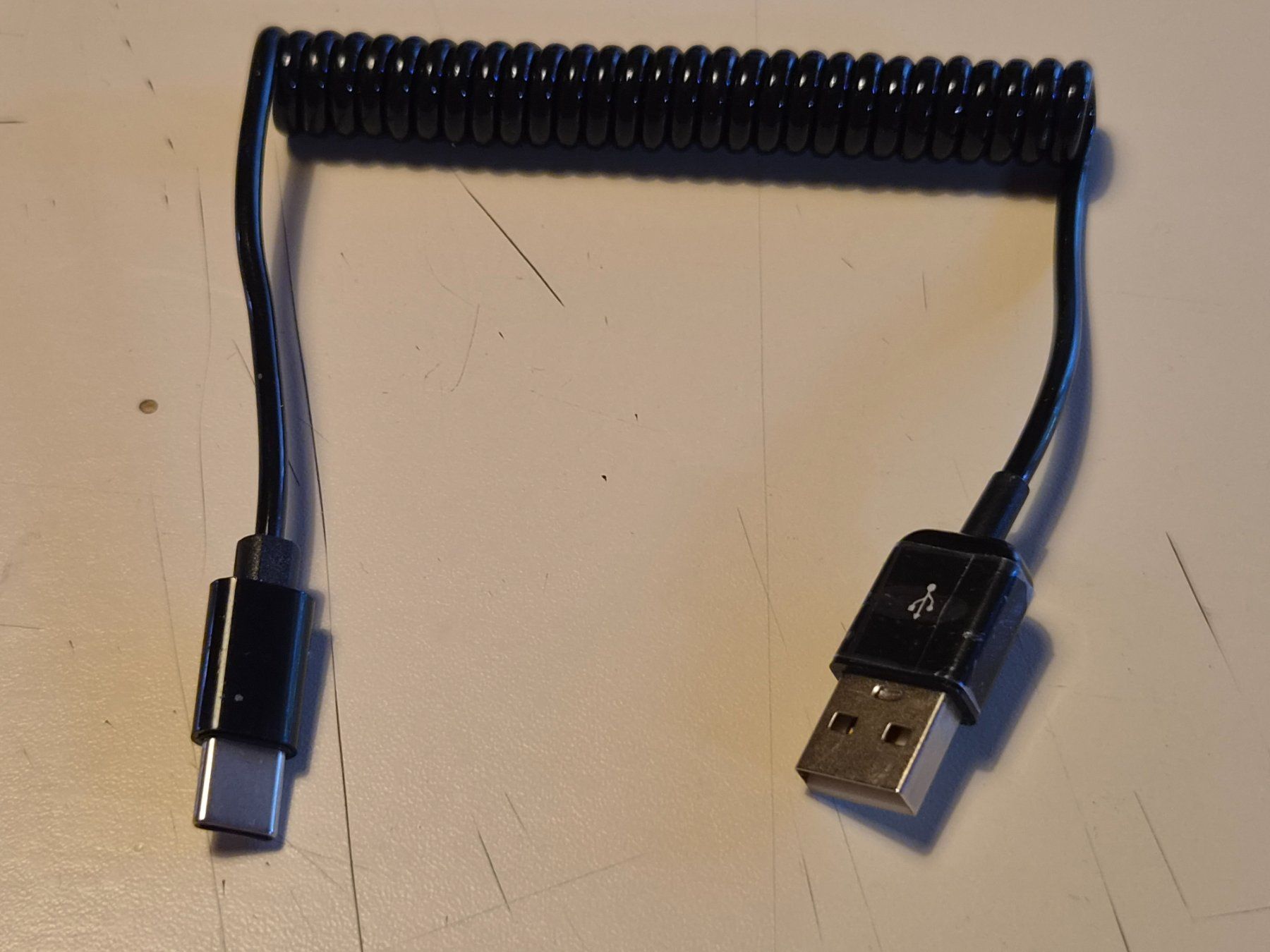 Cavi: USB A-C Spiralkabel – Nuovo (secondo la descrizione) da Pratteln venduto da Motodrom
