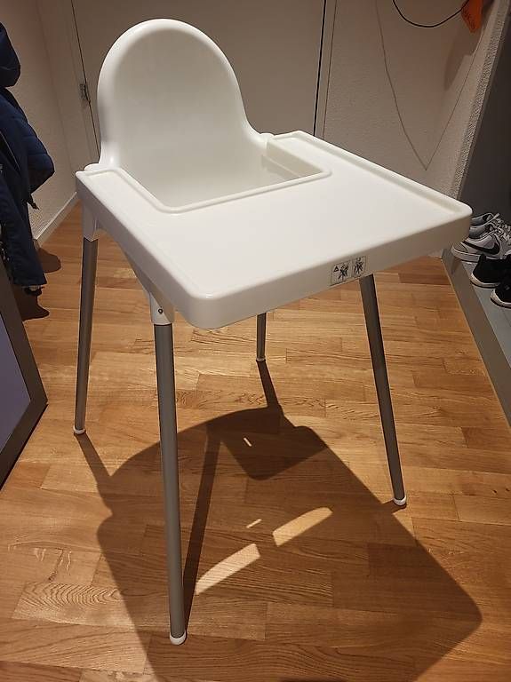 Seggioloni: IKEA ANTILOP Kinderhochstuhl mit Tablett - weiss – Usato da Möhlin venduto da dom_v96n 2