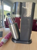 SodaStream Wassersprudler Anthrazit mit Zylinder Flasche