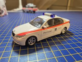 BMW 5er Stadtpolizei Zürich 1:43