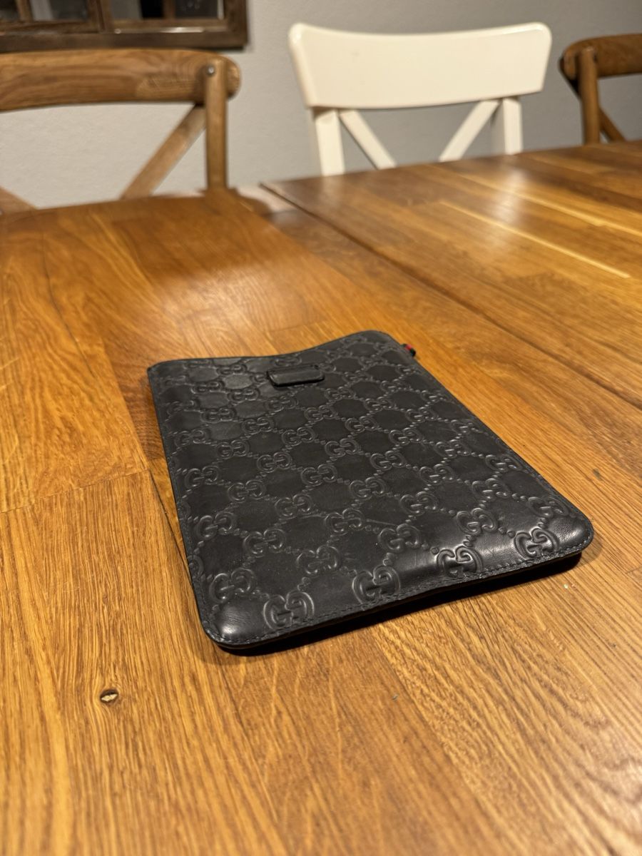Gucci Covers & Taschen: Gucci Case for iPad Mini 2. Gen Hülle Schwarz – Gebraucht aus Cham von NicMartin 2