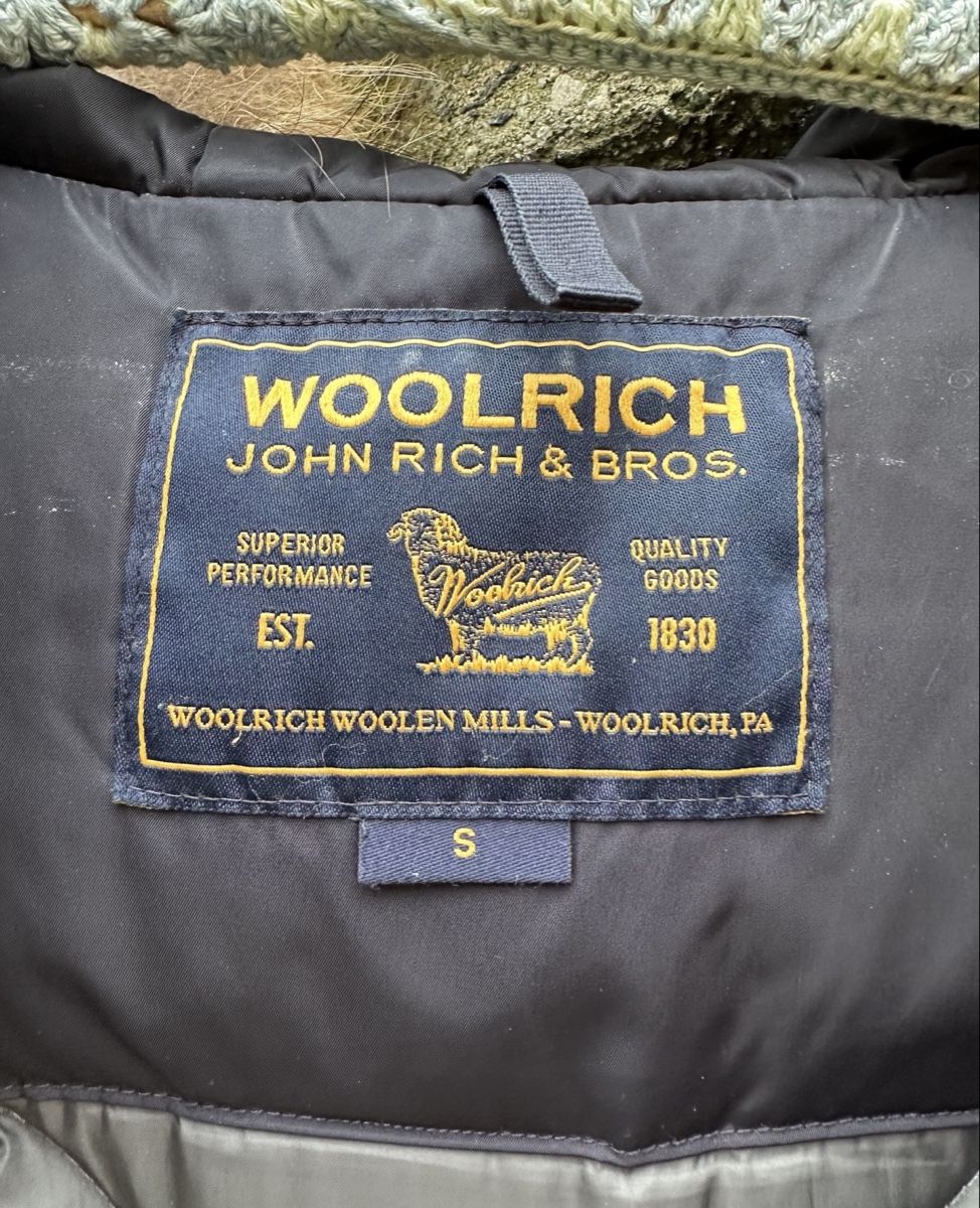 Woolrich Vestes: WOOLRICH  – D'occasion à locarno par rav_5ll7 2