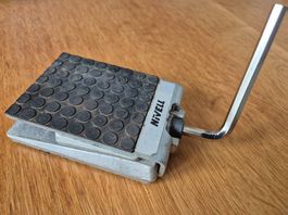 Nivelier-Stellkeil  Marke Nivelier AG