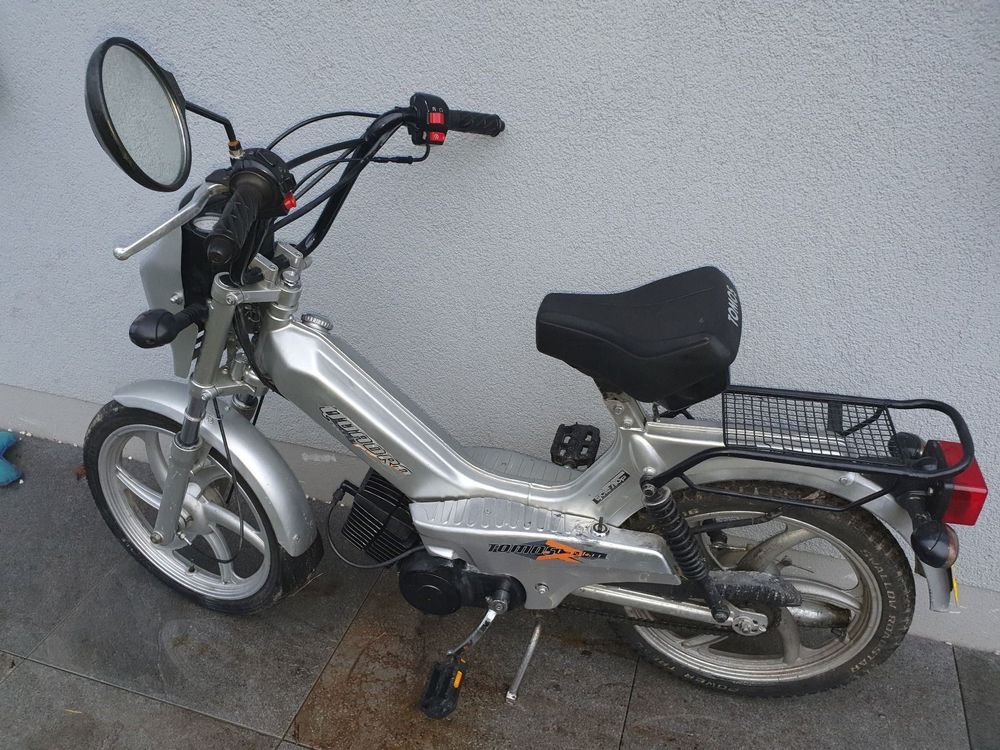 Tomos quadro store