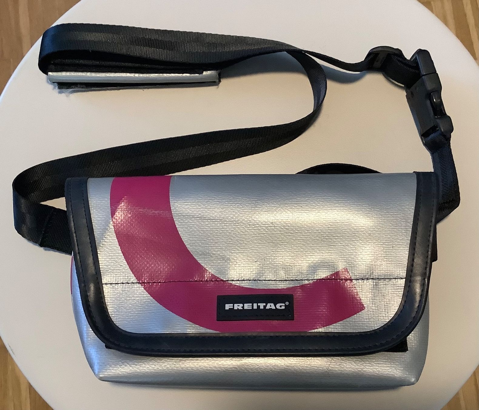 Freitag Sacs: FREITAG Crossbody Modell JAMIE – Neuf (Voir description) à Adliswil par Logo79 1