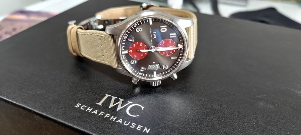 IWC Schaffhausen Pilot s Watch Spitfire Tribeca Limited Ed