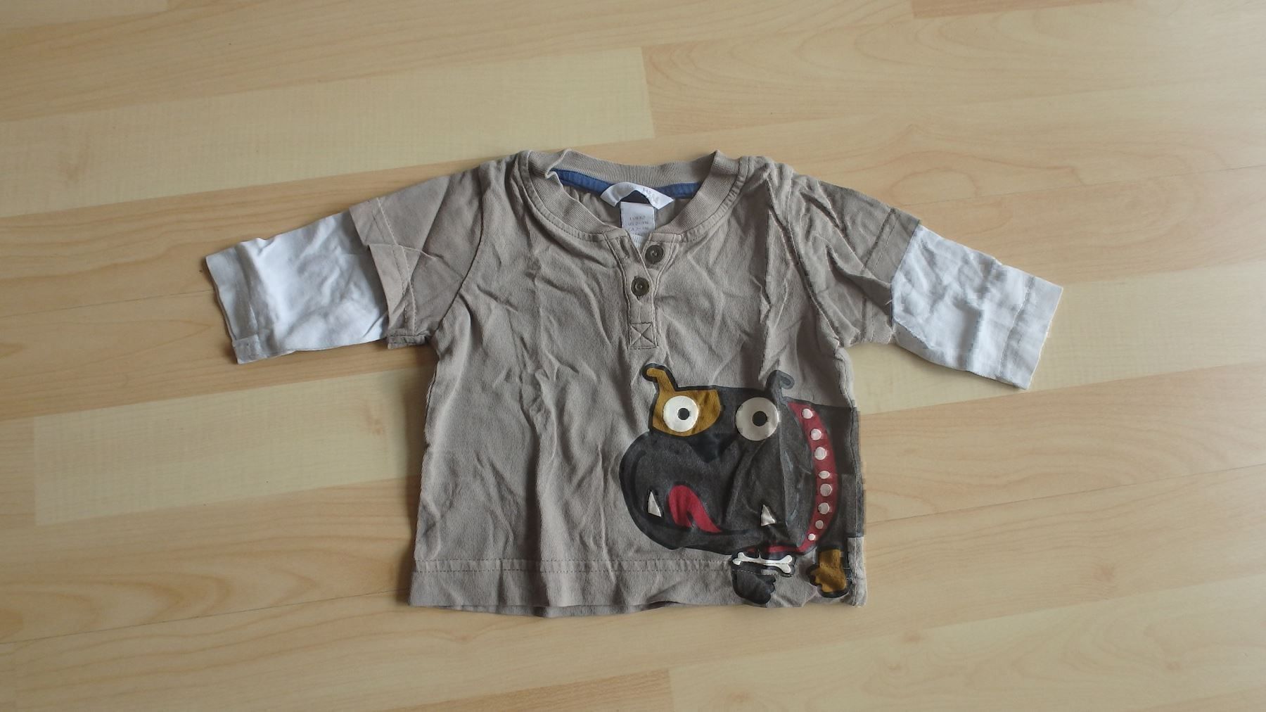 H&M Pullover & Sweatshirts: Pulli mit Hundemotiv von H&M Gr 62 – Gebraucht aus Riehen von India13