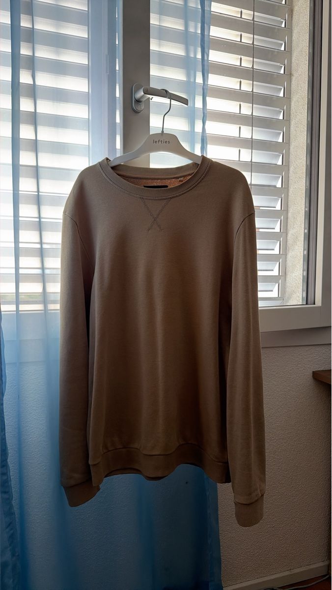 Pullover & Sweatshirts: Herren Pullover braun einfarbig neuwertiger Zustand – Gebraucht aus Hellbühl von dodo433
