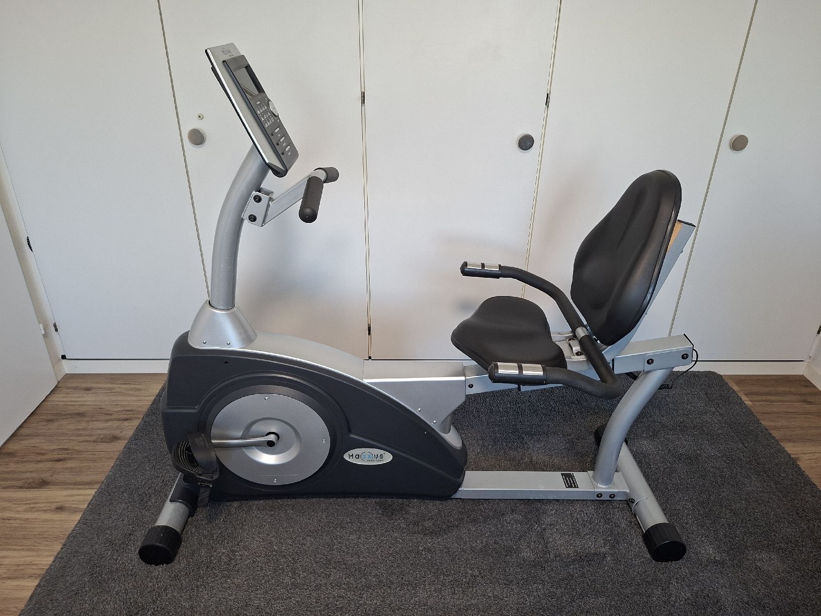 Maxxus Hometrainer: Liegefahrrad Hometrainer Maxxus – Usato da Herzogenbuchsee venduto da Josh-58
