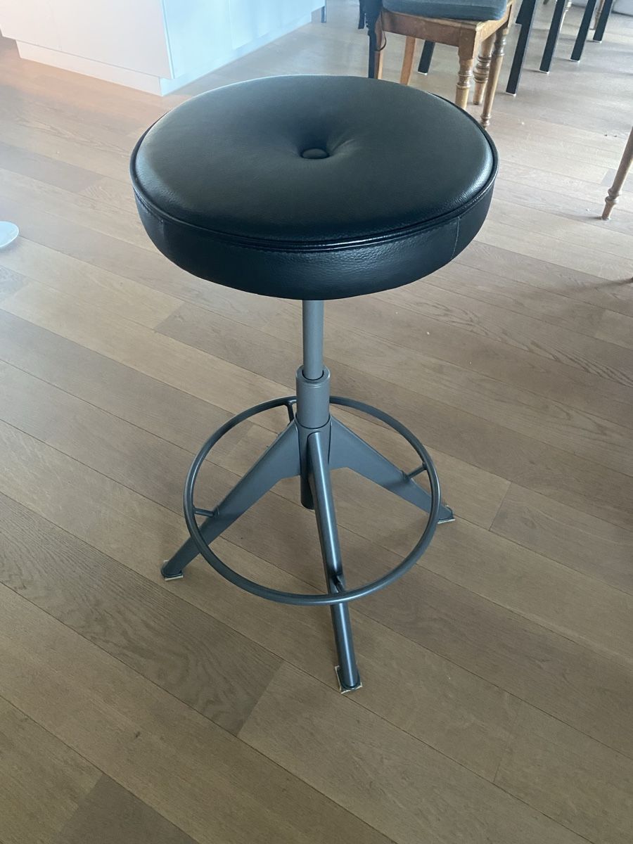 Ikea Sgabelli: Büro Hocker schwarz – Usato da Niederrohrdorf venduto da StefMont