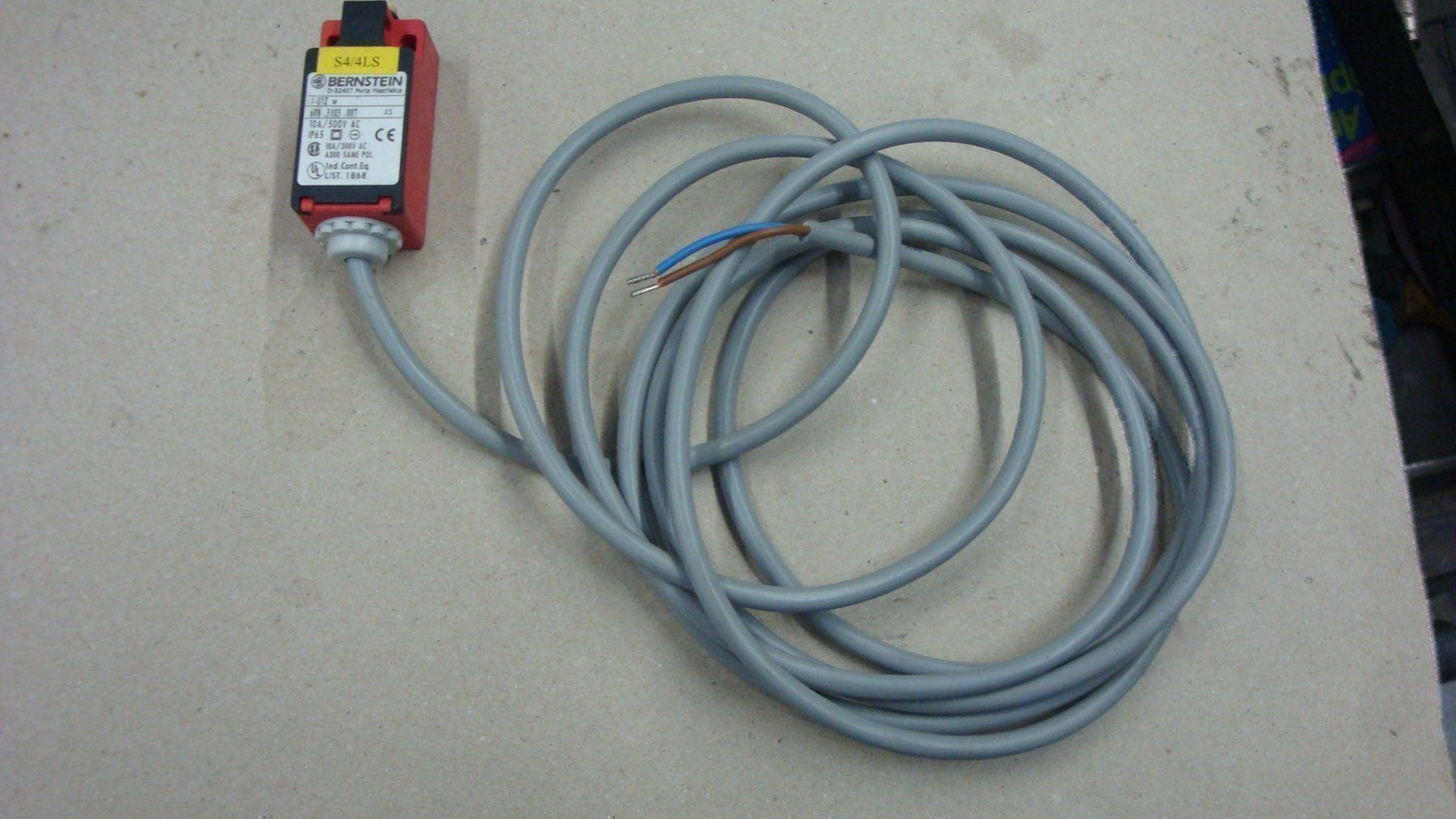 Tutte le macchine: Schalter mit 3Meter Anschlusskabel – Nuovo (secondo la descrizione) da Gross venduto da Triumph67 1
